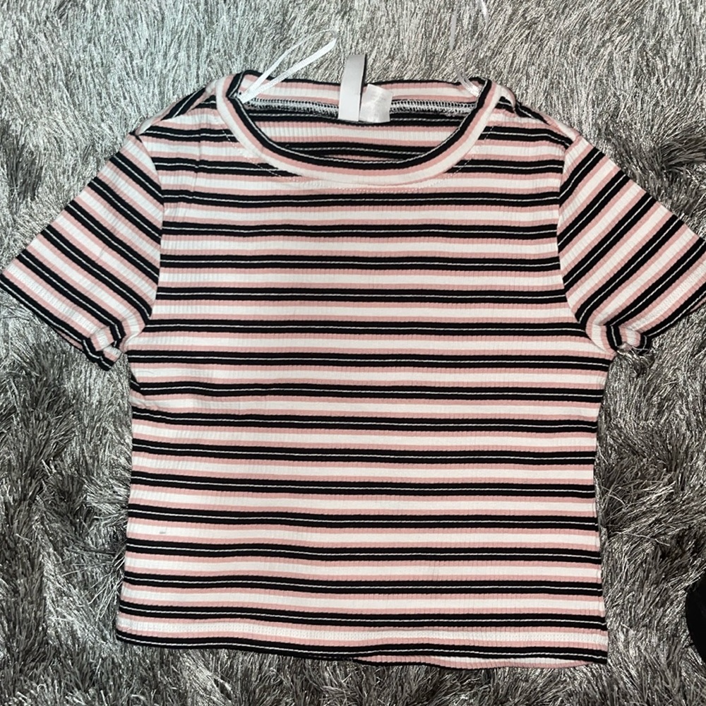 H&M WOMMENS CROP TIGHT SHIRT